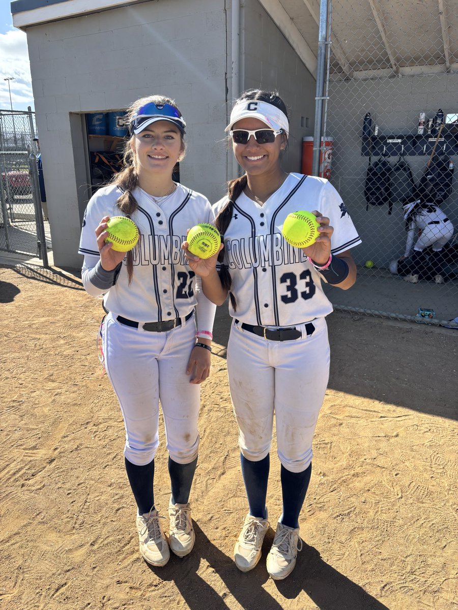 CHSRebels_SB's tweet image. Rebels are 5A Regionals Champs and headed to State!! The Rebs beat Northfield 15-0 and Valor 12-2! @NinaGVargas2026 and @maseabrahm2026 both had grand slams! See you on Friday at State!!! #LetsGo #WeAre #StayFierce  #RebelPride