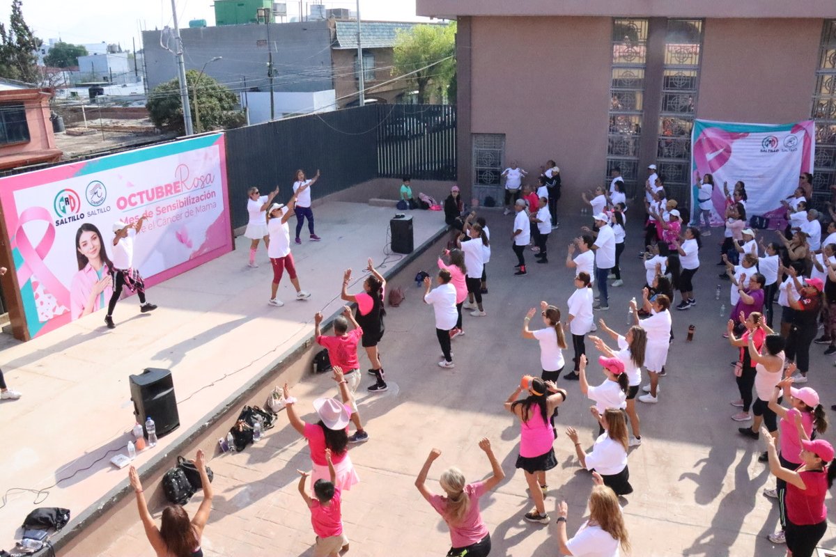 Siempre trabajando nunca intrabajando 💪

#Saltillo #Coahuila “Baile Rosa” 

Mes de Lucha contra el Cáncer de Mama. #OctubreRosa 🩷