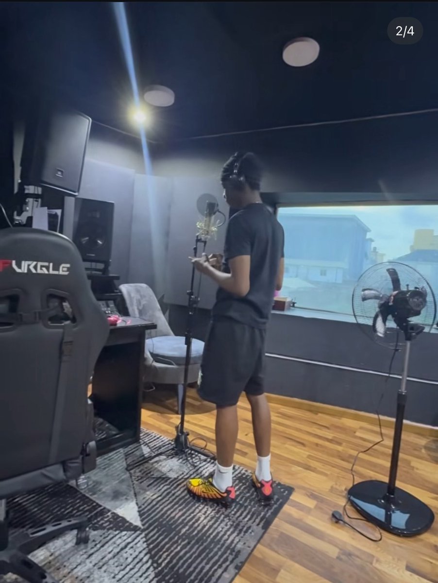 Boluwatife in the studio 🎙️❤️