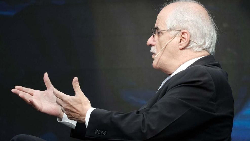 “Cambió la etapa, porque la idea de que el plan económico de Milei es un plan en desarrollo que nos va a llevar al bienestar, es falsa. El plan de Milei ya fracasó y la gente le picó el boleto".

🎙️ <a href="/JorgeTaiana/">Jorge Taiana</a> en #NoMientanMas
📻 provinciaradio.com.ar