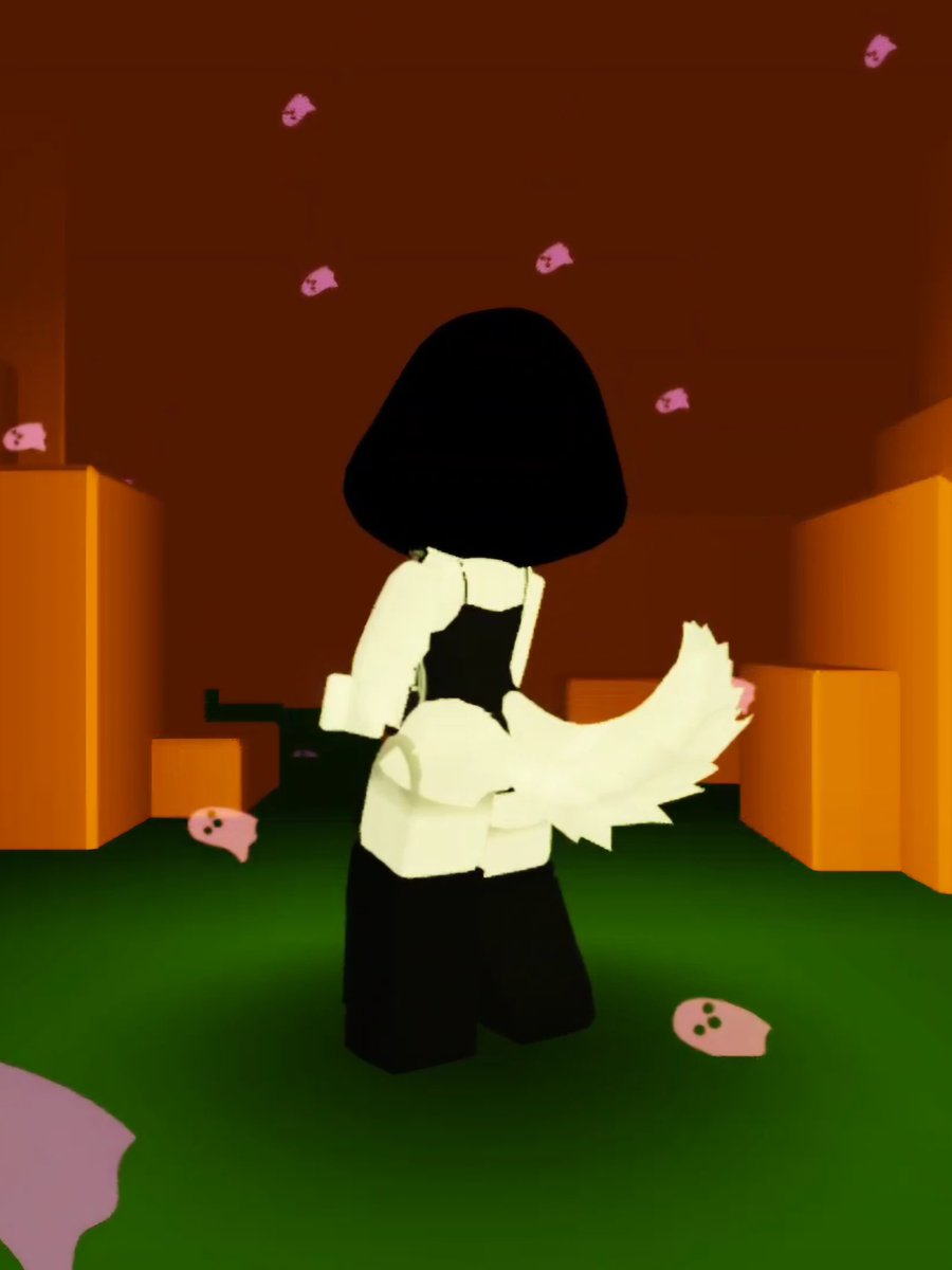 Roshigan76's tweet photo. Two outfits! Trib if desired ;3
#robloxnsfw #nsfw #tributerequest https://t.co/EoaikPQ6sh