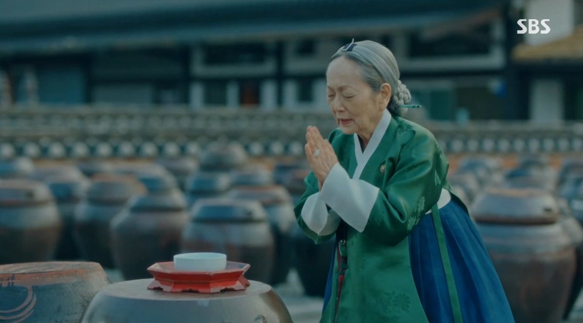 당신은 행운의 포도 7송이를 보았습니다.
이글을 7초안에 알티하면 어쩌구~ 저쩌구~
그냥 석진이 콘서트 티켓팅 성공하게 해주세요🙏🏻