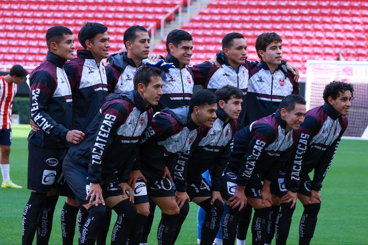 📸 Así salta al campo 𝓔𝓵 𝓶𝓲𝓷𝓮𝓻𝓸 en el Estadio Akron.

¡Vamos, Zacatecas! 🔥