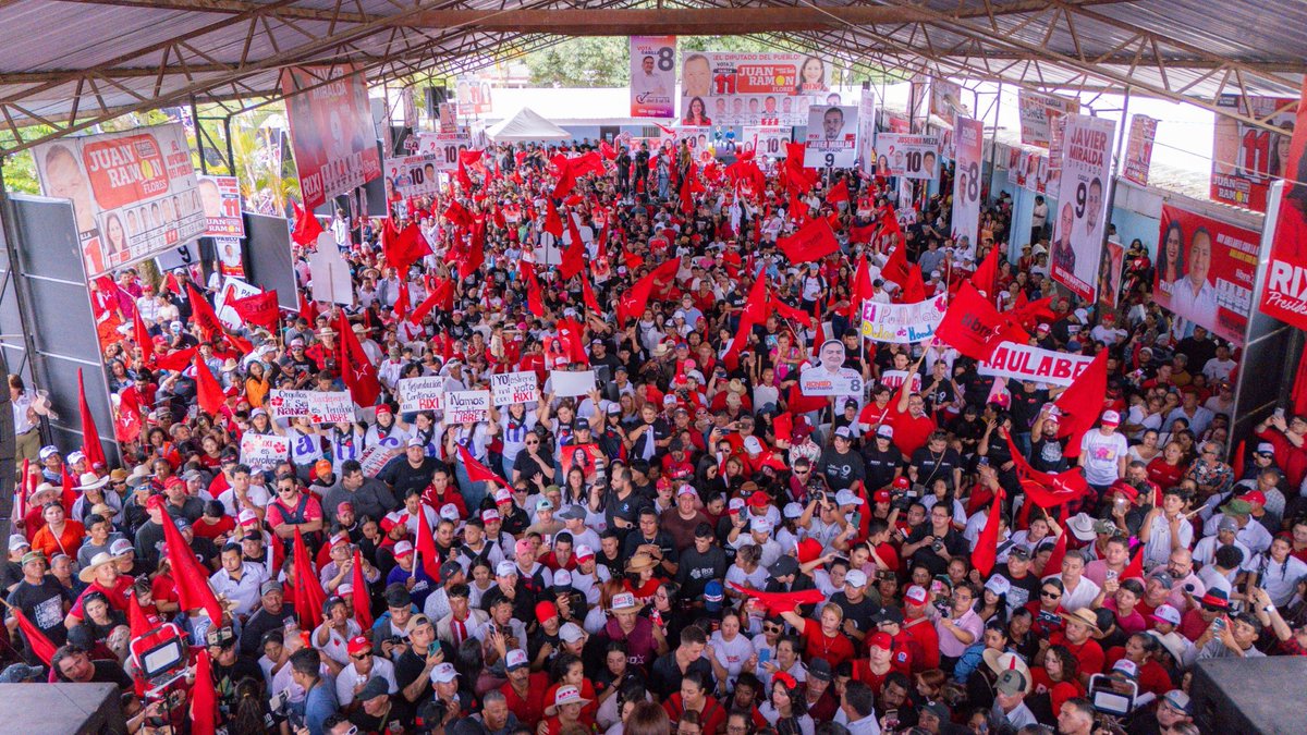 ¡Rixi ya ganó!🌺
A 41 días de las elecciones LIBRE y Rixi Moncada han trazado la ruta de la victoria indiscutible de este 30 de noviembre. 
Esta semana la inició en la FESITRANH-SPS, continúo llevando el mensaje de democratizar la economía a la ciudad de las Colinas; Danlí y
