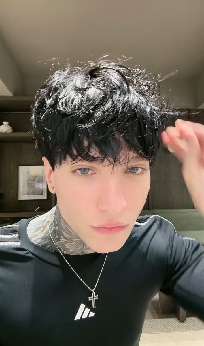 lo hermoso 🤌🏻

vt.tiktok.com/ZSUqWYvmR/