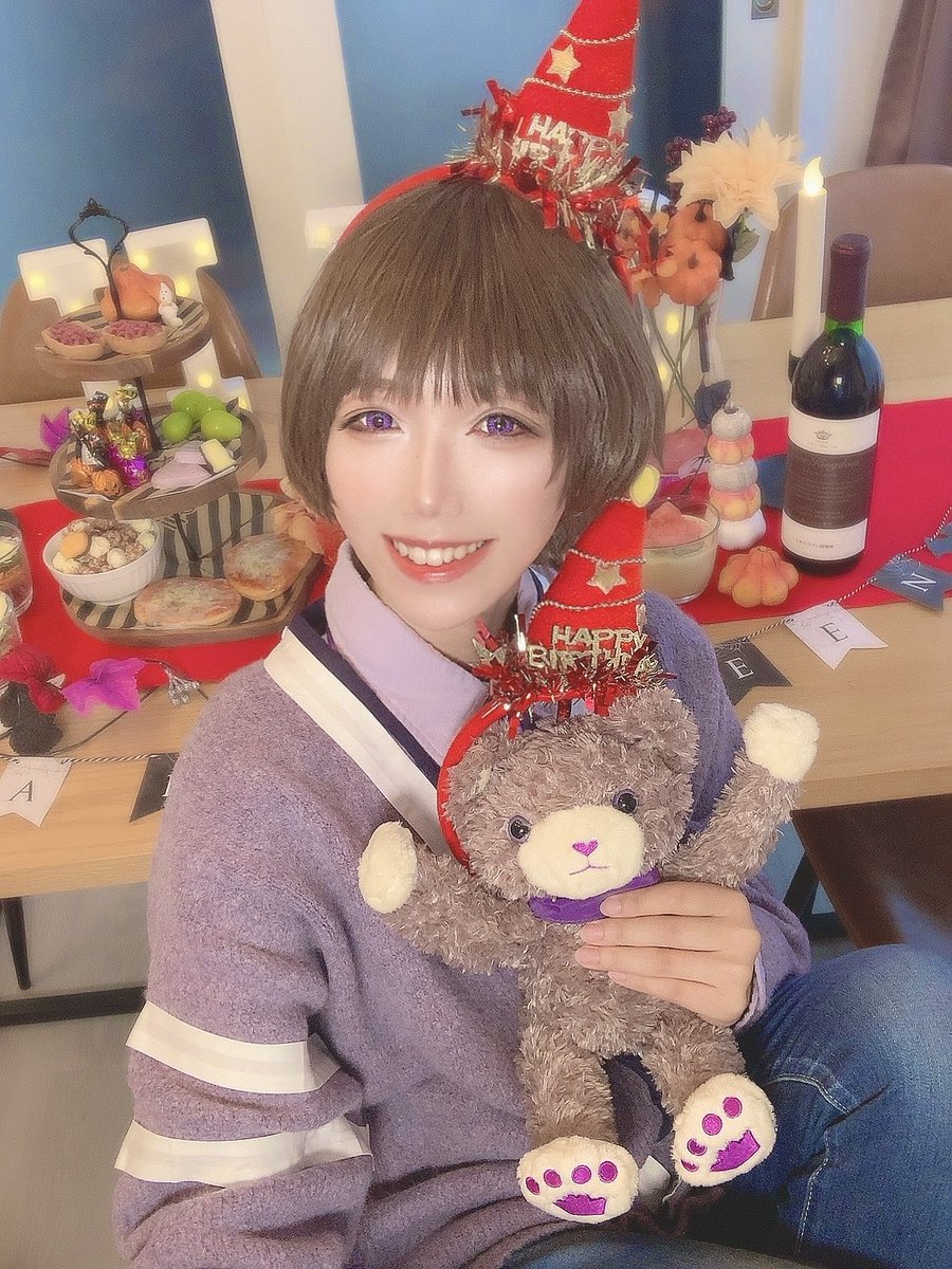 おめでとう瑛二！！💜

大好きな人と音楽とお花と、

イイ一年を過ごしてね🤘🏻✨✨

#utapri_eiji_BD2025
#鳳瑛二_BD2025
#鳳瑛二誕生祭2025