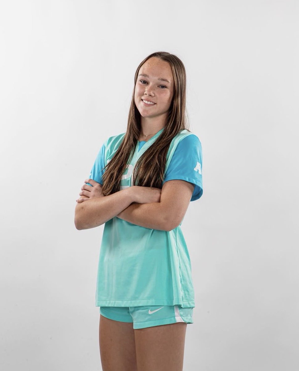 WFCougarSoccer's tweet image. Congratulations to Anna Ford on her commitment to play D1 soccer at the University of North Carolina Charlotte! We are very proud of you and so excited for your future! 

#WFHSSoccer #WFCougarPride 
#GoNiners #GoldStandard
@CharlotteWSoc