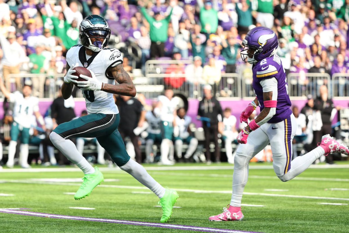 DeVonta Smith called his shot and he was seeing how the Vikings defense was playing the Eagles. He asked the coaches and was telling everybody, to call that specific play that resulted in the 79 yard touchdown. That’s the longest reception and longest touchdown of his career and