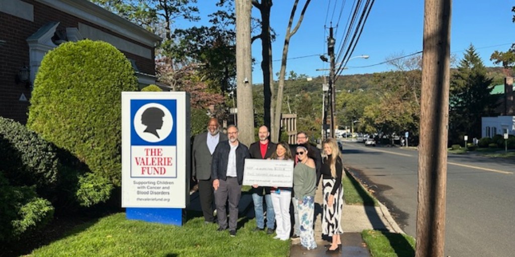 TheValerieFund_'s tweet photo. Thank you to the South Orange Elks for hosting a groovy event to raise money for our Valerie Fund kids! We are always so inspired when our community comes together to host events that support kids with cancer or blood disorders treated at The Valerie Fund’s Children’s Centers. https://t.co/lI9g0eWLTw