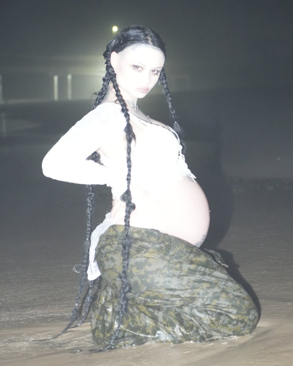 taking predictions: what date does my album drop and what date does my baby drop?! .˳·˖✶𓆩𓁺𓆪✶˖·˳.