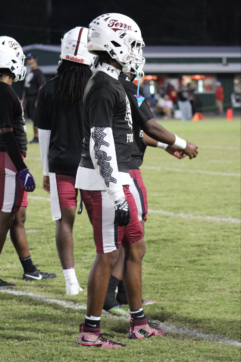 Week 7:
72 yards/1 touchdown ‼️‼️
<a href="/coachthig2/">Coach Kris Thigpen</a> <a href="/coachbrenson85/">Coach Brenson</a> <a href="/CoachPease/">Brent Pease</a> <a href="/Coach_Jwashingt/">Coach Washington</a> <a href="/CoachBenson12/">Antonio Benson</a> <a href="/coachcarter52/">Coach J. Carter</a> <a href="/shayhodge3/">Shay Hodge™</a> <a href="/DerrionBarnes/">Derrion Barnes</a> <a href="/ColeRotenberry/">cole rotenberry</a> 
hudl.com/v/2T15eX