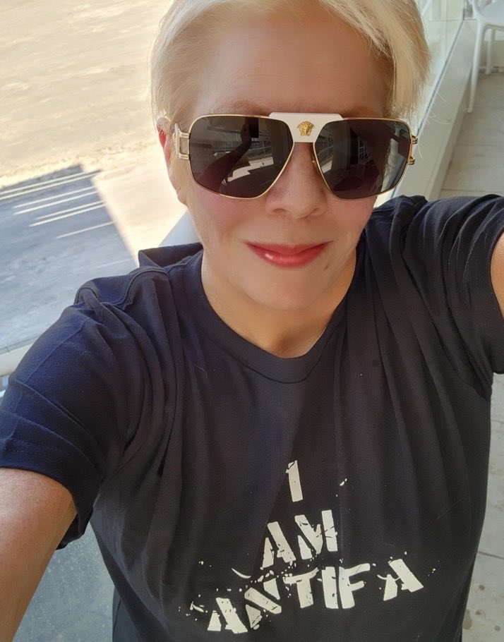 Hey <a href="/TheRickWilson/">Rick Wilson</a> text me if you need an extra tee shirt. 100% cotton Union Made in the USA. maddogpac.com/products/mad-i…