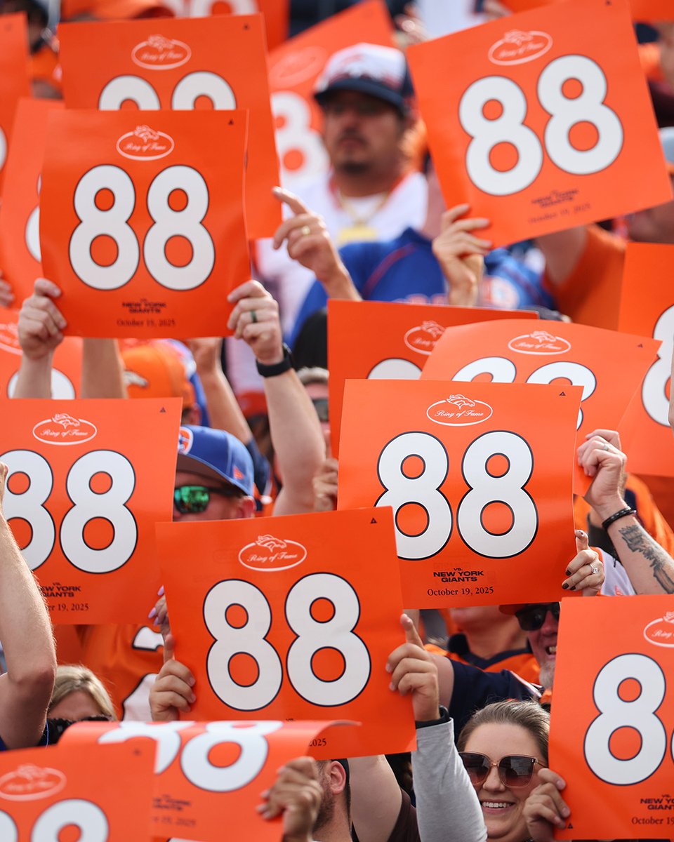 A walkoff winner?

Had to be some #MileHighMagic in the air. ✨