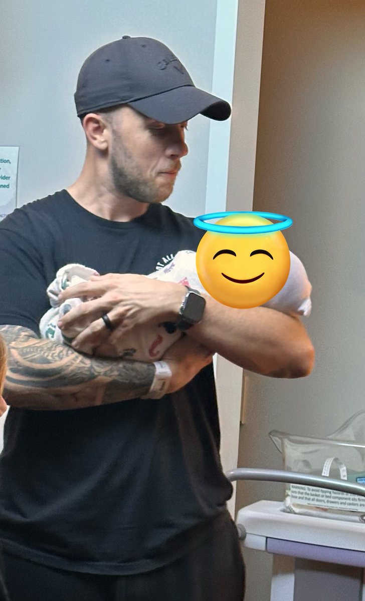 WaR Moosey tweet media