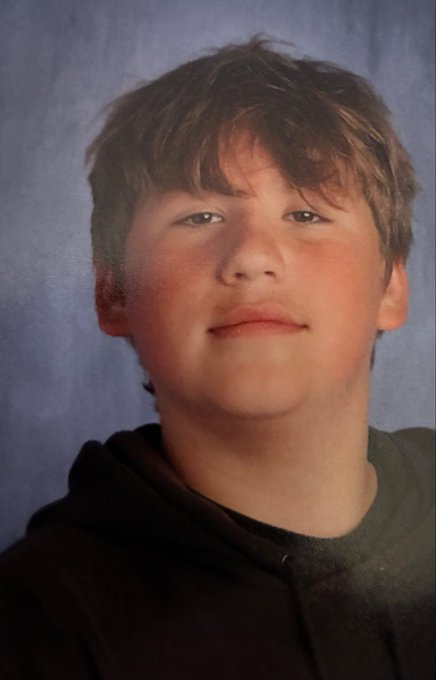 🚨 MISSING AT-RISK JUVENILE ALERT

MISSING PERSON USA - Brayden Mikkelson, 13

LAST SEEN: Approximately 2:55 PM Sunday 19 October 2025, 900 block of Bayfield Way, Colorado Springs, Colorado

APPEARANCE: White male, 5' 6", 165 lbs, Brown hair &amp; Brown eyes

LAST SEEN WEARING: A