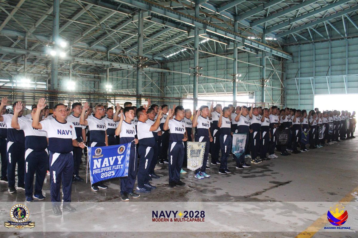 PhilFleet's tweet image. Fleet Tips Off Basketball Tournament 2025
See full report here:
facebook.com/share/p/1HPtvx…
#PhilFleetVanguardofOurSeas
#ModernandMultiCapablePHNavy
#OneAFPOnePhilippines
#StrongAFPStrongPhilippines
#AFPyoucanTRUST
#SundaloSalamatSaSerbisyo