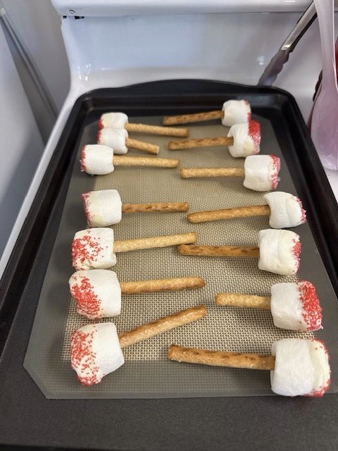 In the 5th grade Unified Gym elective class, students with &amp; without disabilities come together to learn new skills and play games side by side.  This week one student recognized “White Cane Day” by gifting her friend with a white cane bracelet.  #vikingpride