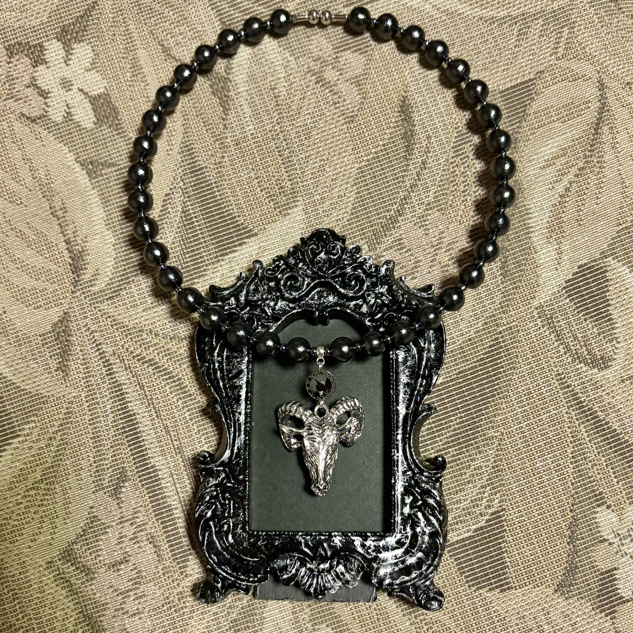 椿⭐K18留め具チョーカー⭐七宝焼チャーム⭐大振り⭐一点物⭐マグネット ゆう🌙【魔女ノ隠レ家】 on X: 