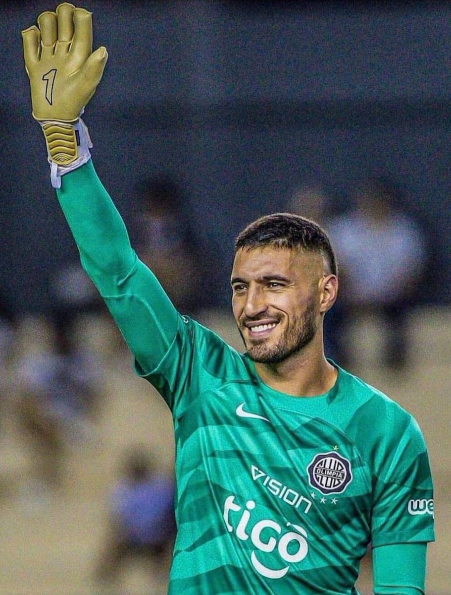 JavierSanchezPy's tweet image. Como te extrañabamos uruguayo querido 🇺🇾