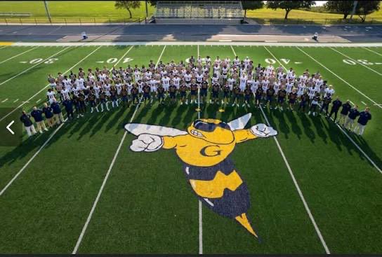 #ALLGLORYTOMYLORDANDSAVIOR
Blessed to receive an offer from Graceland university. Thank you coach <a href="/_Nfinite_Favor_/">Coach Finch</a>  for the opportunity.
<a href="/1coachreal/">1coachreal</a> 
<a href="/BlitzCreedFb/">Chadwick Louisville</a>