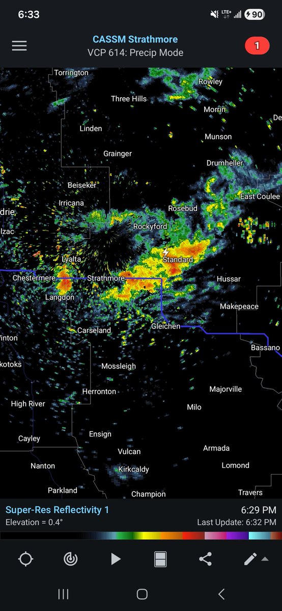 Small base cloud to the east of airdrie and its october 19th! 😲 #abstorm