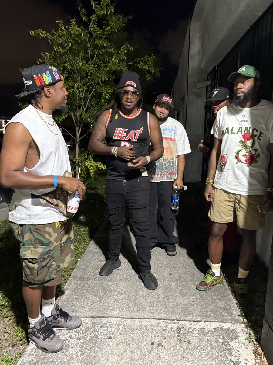 DEGENIUSCHRYST's tweet image. Ju Heard Me? #STURDY