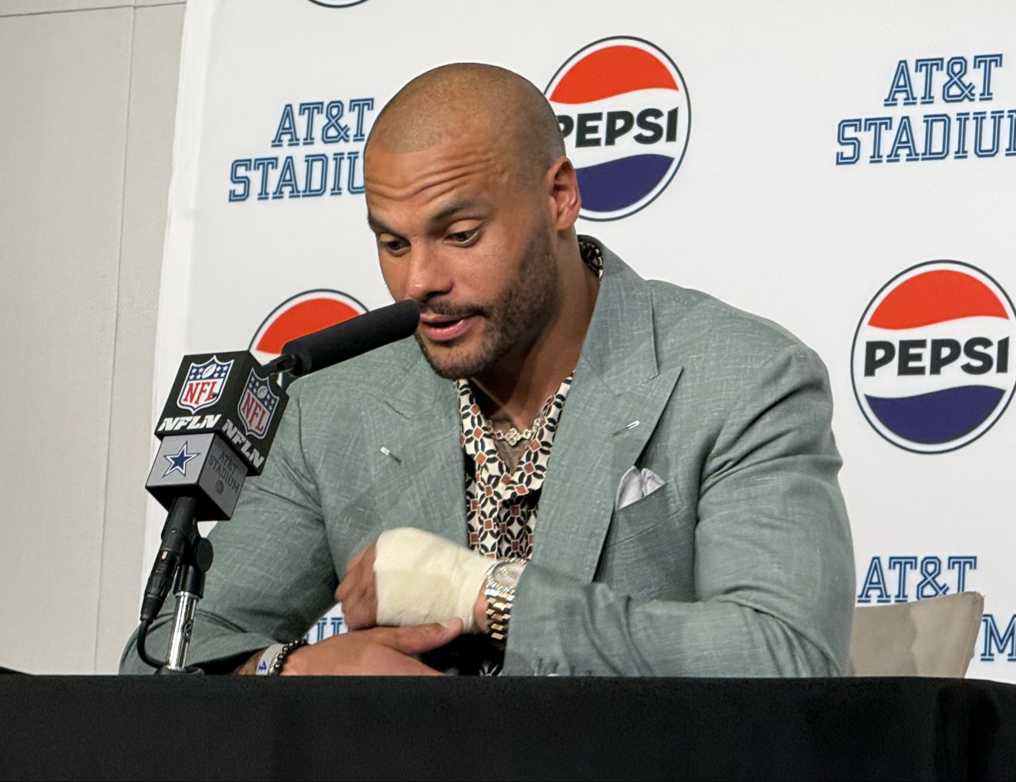 Jon Machota on X: "Dak Prescott had his left hand wrapped after the game. He  said it's nothing serious. A little swelling. Thought he might have hit it  on another player's helmet