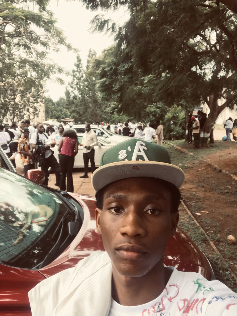 TeeTochukwu's tweet photo. 🎊 actually I think I’m done with that sch. https://t.co/6CTPnPQCOT