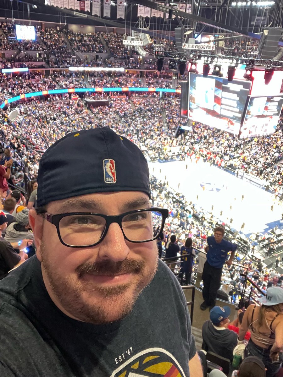 TheDrifter212's tweet photo. Who on Nuggets Twitter can help me get reasonable priced tickets to see #MyNuggets in Portland on Halloween? I’ll drive down from Seattle to see the boys! @VicLombardi @katywinge @nuggets @AltitudeTV
Last time I saw them in person…#NBAFinals https://t.co/z62dIA18Ym