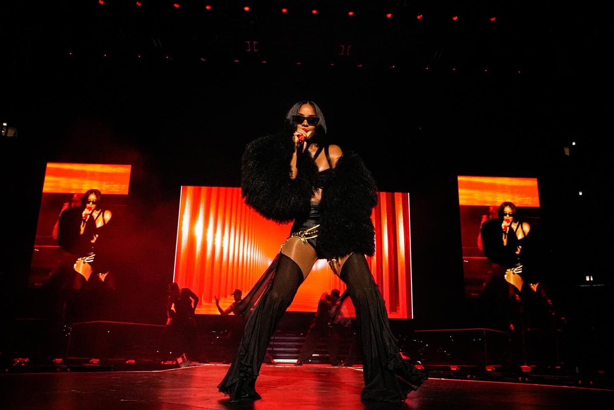 KELLYROWLAND's tweet photo. https://t.co/0suLuMRtac