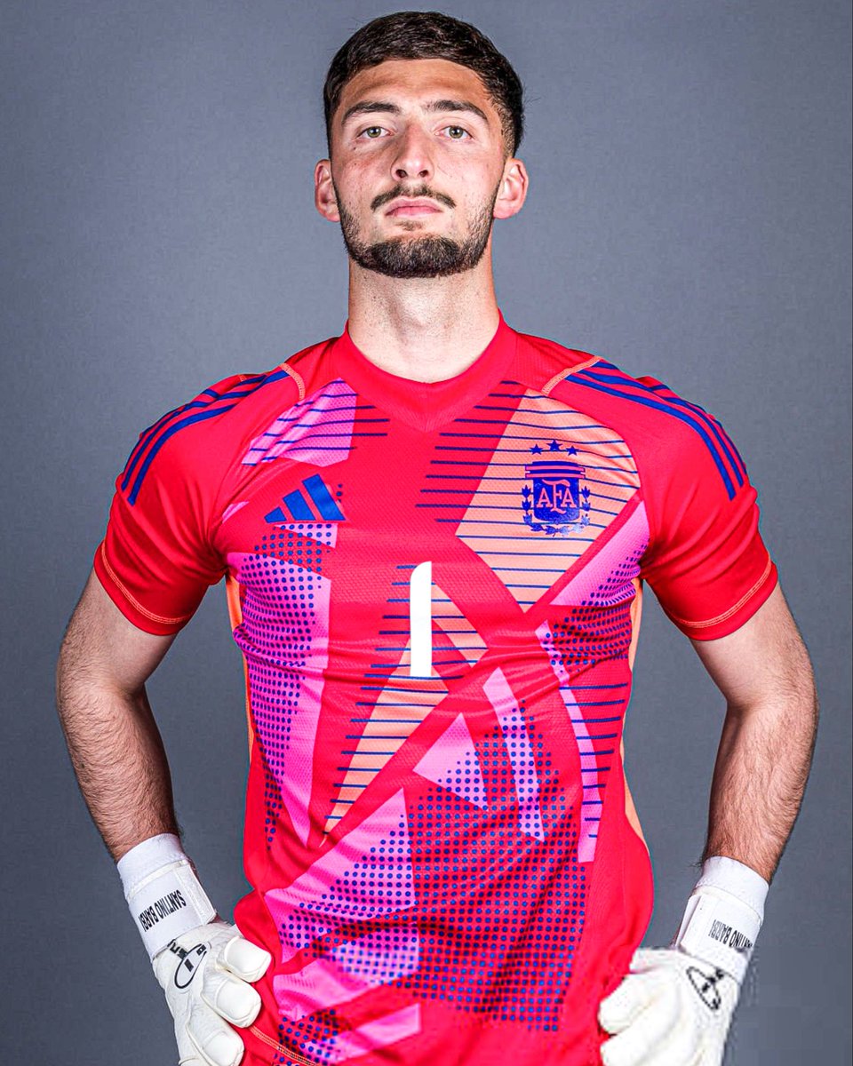 🇦🇷🧤 SANTINO BARBI fue elegido como el MEJOR ARQUERO del Mundial SUB-20 2025.