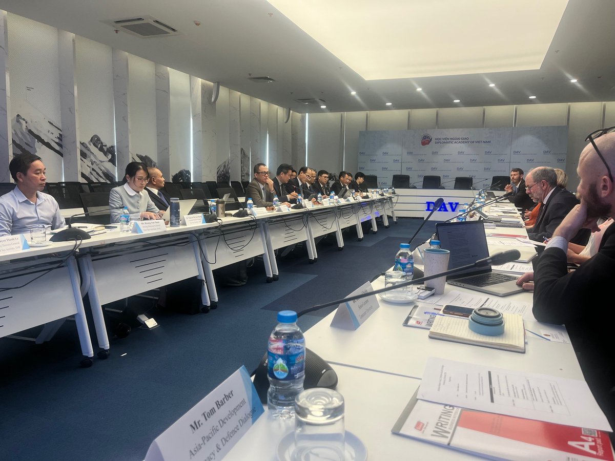 AsiaPacific4D's tweet image. Last week #AP4D helped organise an Australia-#Vietnam Track 1.5 Maritime Security Dialogue in Hanoi as part of the @BlueSecProgram.

Grateful to our @MOFAVietNam hosts, to @dfat and @AusAmbVN for their ongoing support and to the 🇻🇳 and 🇦🇺 delegations for insightful discussions.
