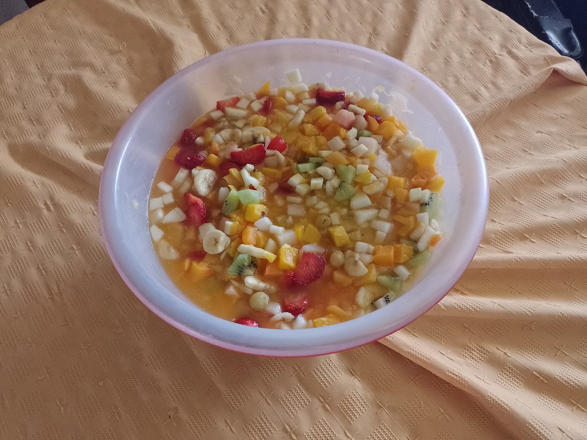Quiero morir ahogada en una ensalada de fruta.