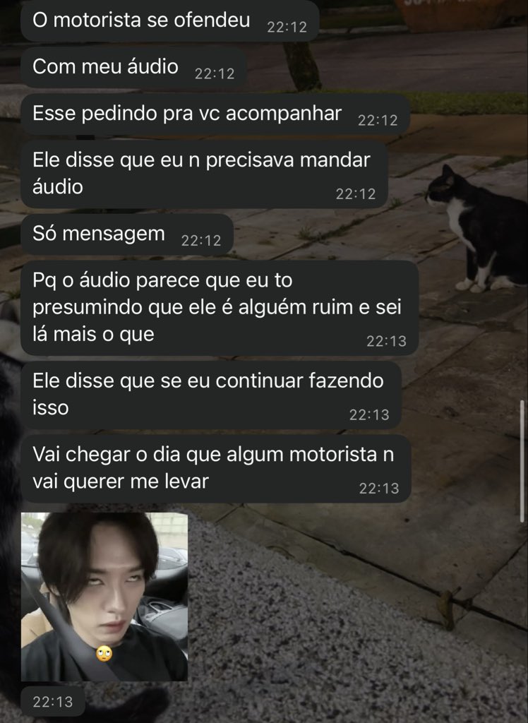 CesarFavacho's tweet image. Uma amiga foi pegar um 99 e me pediu pra acompanhar a corrida.
Ela mandou um áudio pra mim falando “acabei de entrar no carro, vou te mandar o link pra acompanhar”
O cara se ofendeu com isso e começou a dar um sermão nela, perguntar se ela sabe como funciona o app, etc
