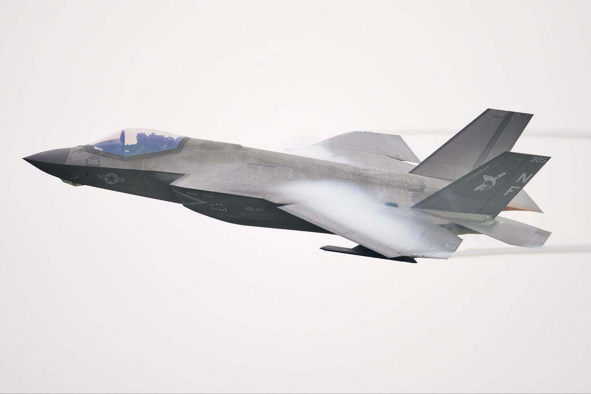 SecretBaAREA884's tweet image. 厚木基地F-35C   3機目
2機目撮れず
#USNAVY #厚木基地　#F35C
