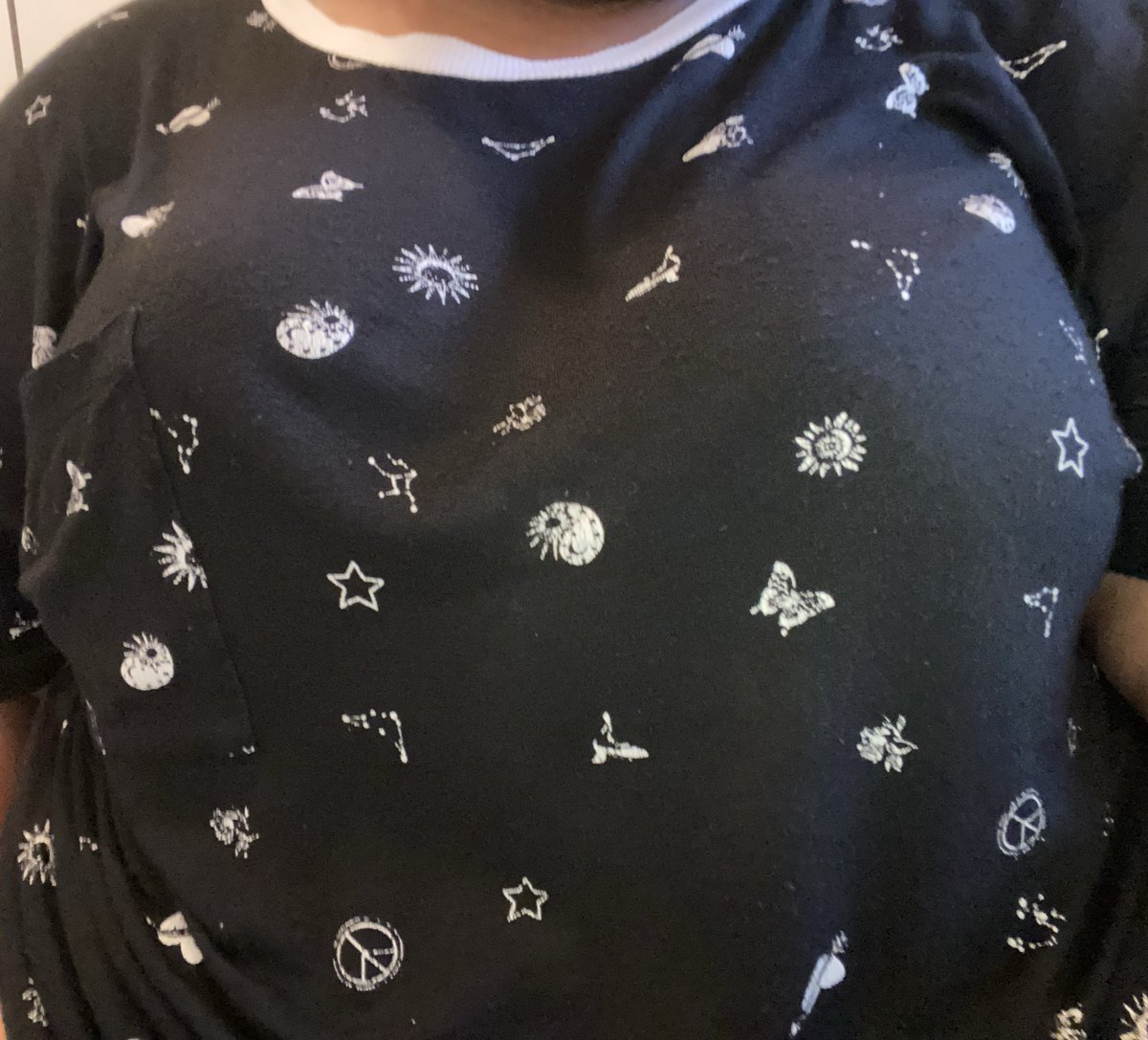 Ry_luvsbees's tweet photo. Feeling devious, might delete later #chubbyry✨ https://t.co/hy1h0Fm3eN