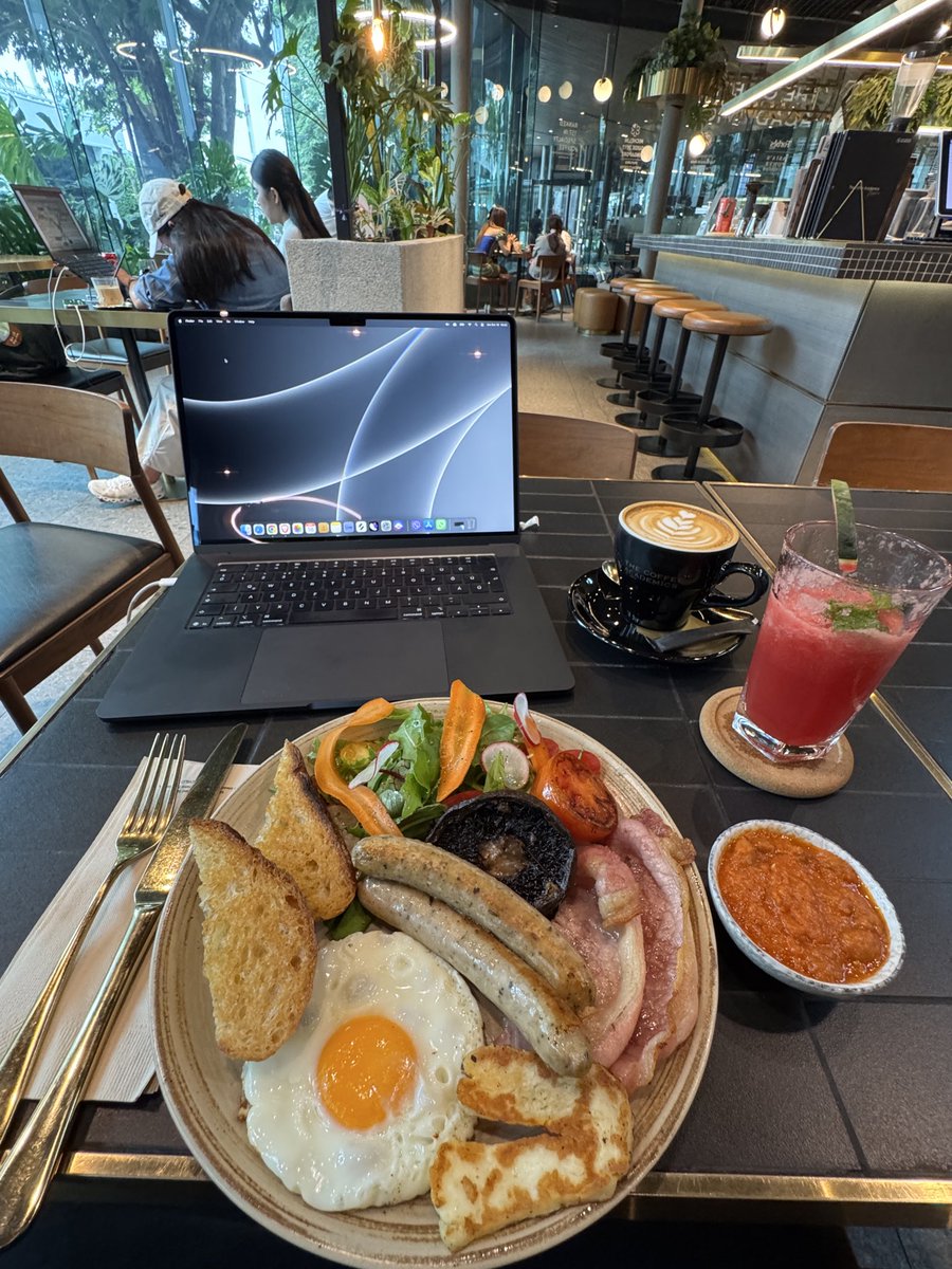 You're fucking lazy if you dont have at least 100 domains

Try more

Fail more

Win more

My friend who's done 3 product tests did $10k profit this month

While you're complaining about the economy and politicians

Pathetic