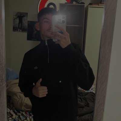 melcsdars's tweet image. 