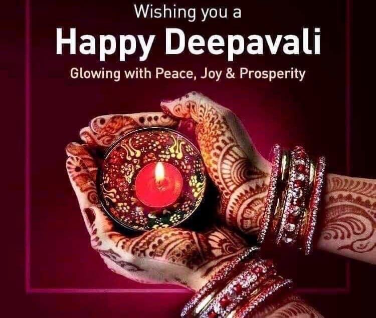 kumarvinayntpc's tweet image. *शुभम करोति कल्याणम,* 
*अरोग्यम धन संपदा,* 
*शत्रु-बुद्धि विनाशायः,* 
*दीपःज्योति नमोस्तुते!* 

*आपको सबों को सपरिवार* 
*दीपावली* 
*की हार्दिक शुभकामनाएं* 
*दीपोत्सव आपके जीवन को* 
*सुख, समृद्धि, सुख-शांति, सौहार्द* 
*एवं अपार खुशियों की रोशनी से जग-मग करे...। 🙏🙏