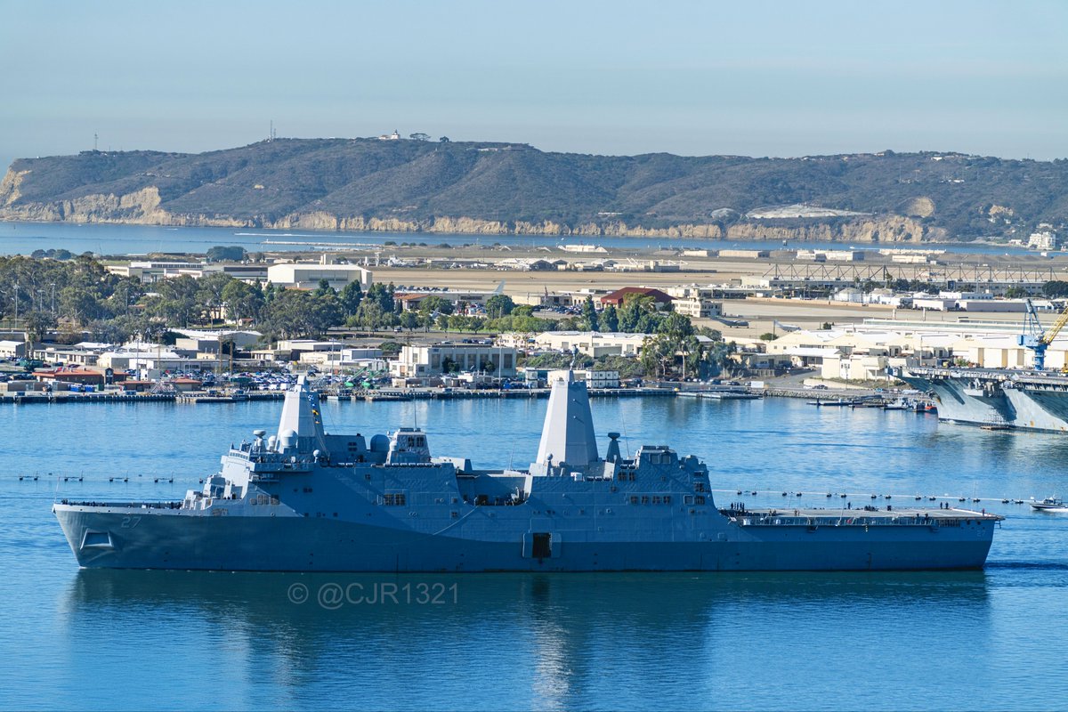 USS Portland (LPD 27) San Antonio-class Flight I amphibious transport dock coming into San Diego - October 19, 2025 

SRC: TW-<a href="/cjr1321/">cjr</a>