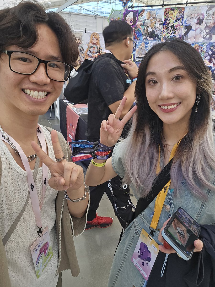 AyoGaain's tweet photo. It was great seeing you at TwitchCon @triciaisabirdy 🙏 https://t.co/IbegNaPfL5