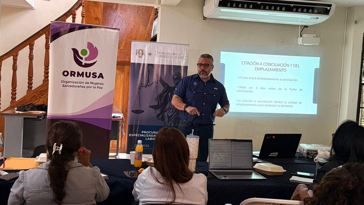 #FormaciónPGR || Continuamos con nuestro proceso de formación al personal. En esta oportunidad, la  Procuraduría Especializada de #DerechosLaborales organizó, con el apoyo de <a href="/ORMUSA_ONG/">ORMUSA</a>, una jornada formativa para brindar una mejor atención a la población usuaria.