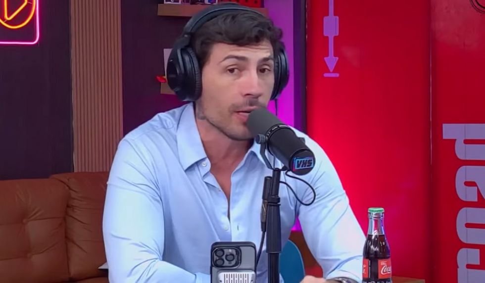 poncergio's tweet image. Personas que nunca mintieron: