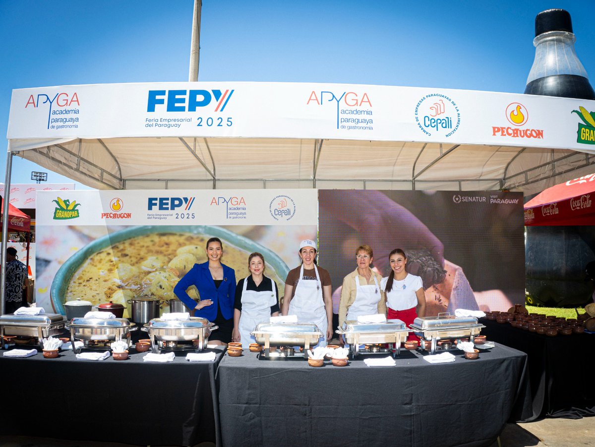 FEPY_paraguay's tweet image. 🇵🇾Jopara : compartimos un rico asado y un delicioso vori vori, celebrando nuestras raíces

🙏 Gracias a las marcas que hicieron posible esta gran fiesta gastronómica:
@granopar @pechugon @apyga @cepalli @camparaguayadecarne

#FEPY2025 #UIP #Jopará #GastronomíaParaguaya
