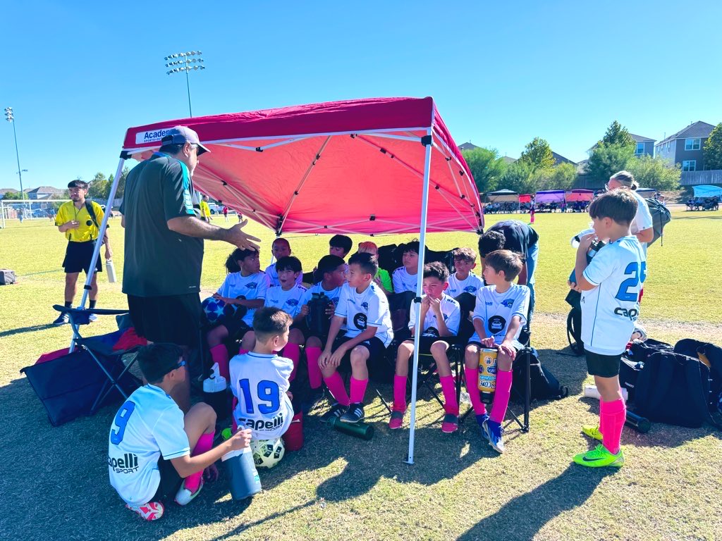 SambaFCSA's tweet image. Together we stand, and move forward without looking back. 💪

#WeAreSamba #YourClub
#SomosSamba #TuClub #YouthClubSoccer #SATexasSoccer #TexasSoccer #SanAntonioSoccer #YouthSoccer #SanAntonioYouthSoccer