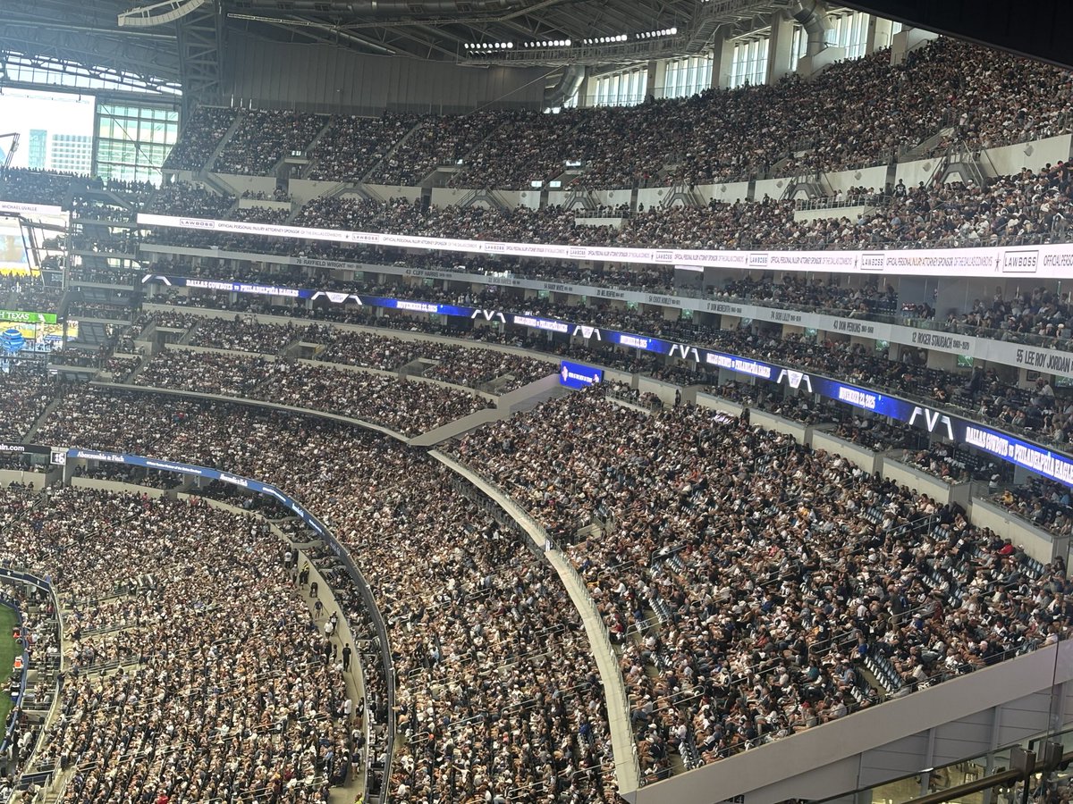 Packed <a href="/ATTStadium/">AT&T Stadium</a> for the #Cowboys vs #Commanders game. By 3rd quarter, cowboys established a big lead &amp; win 44-22.