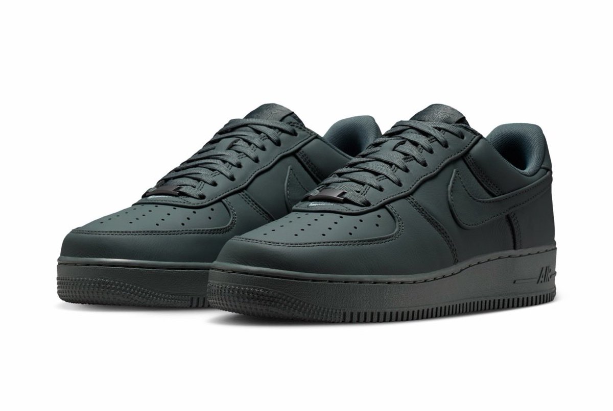 【激レア⠀】NIKE ブラック オーバーオール 激レア⠀】NIKE ブラック オーバーオール