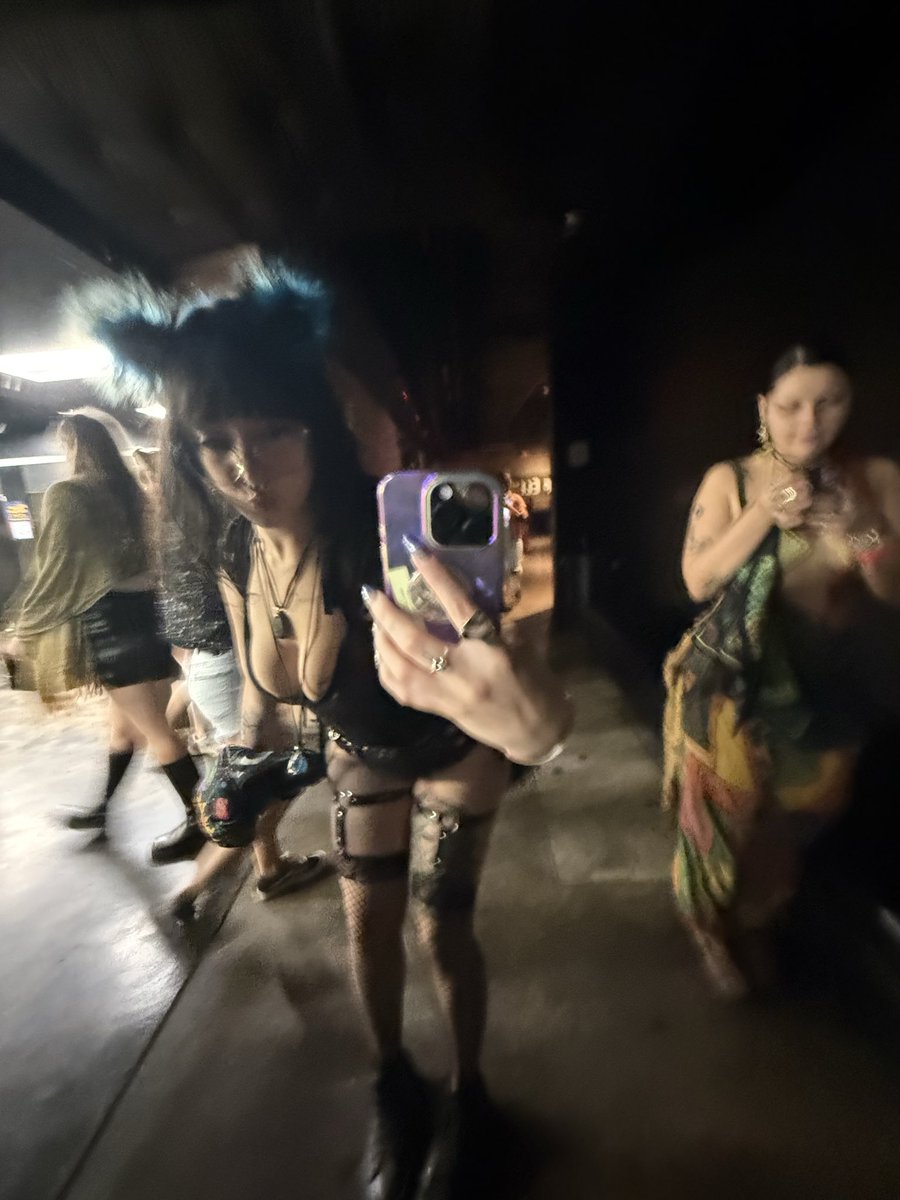 got tboned on my birthday but the fit was fire

tell me happy birthday or else 🔨