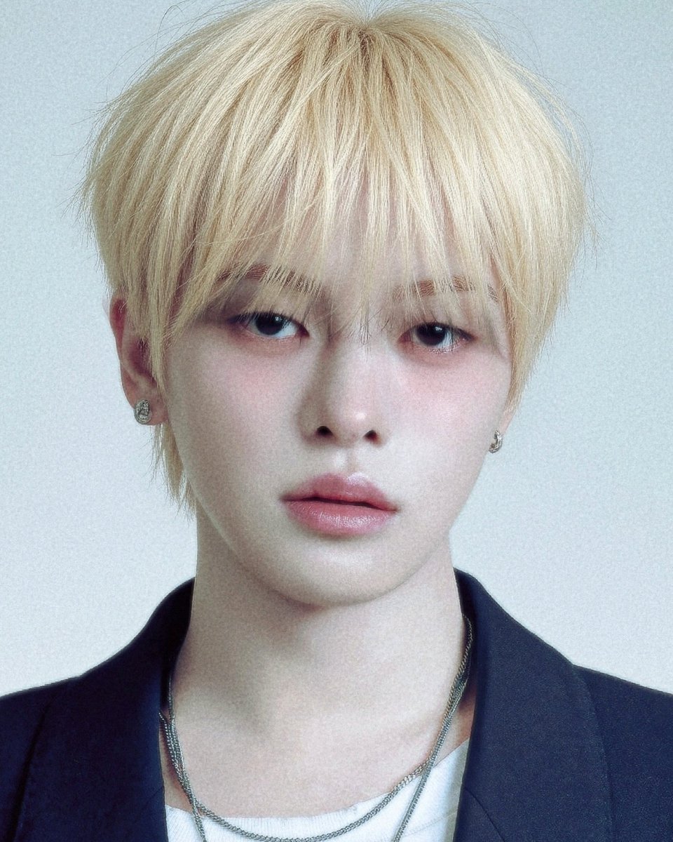 kkugall's tweet image. 이리오 염색....뭐가 올까...다 좋긴해.