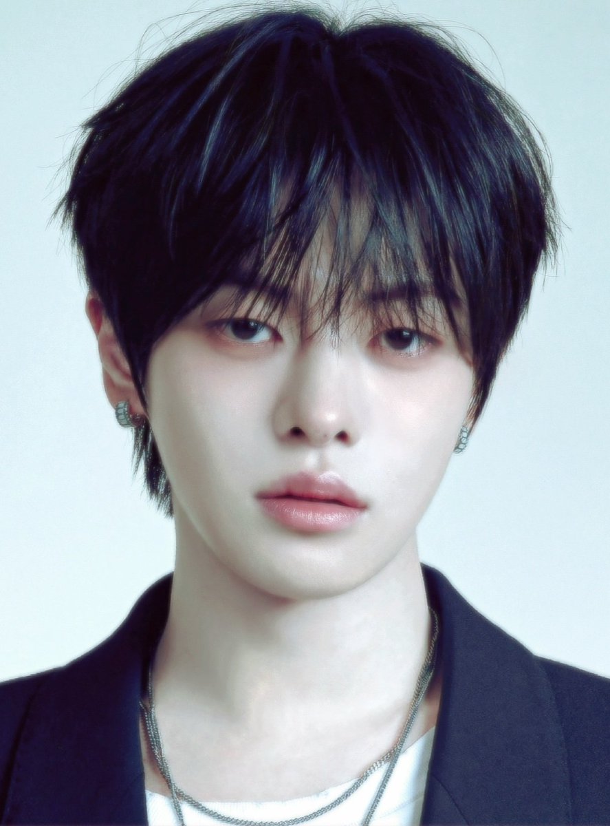 kkugall's tweet image. 이리오 염색....뭐가 올까...다 좋긴해.